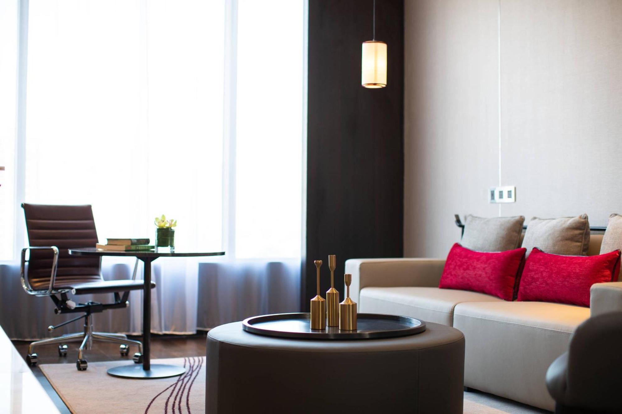 Renaissance Shenyang West Hotel Exterior foto